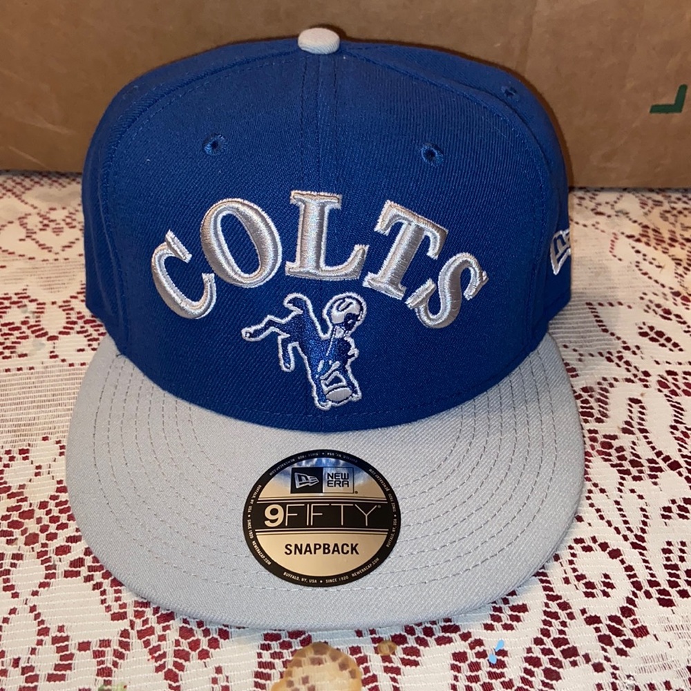 Indianapolis Colts Retro Throwback Snapback Hat